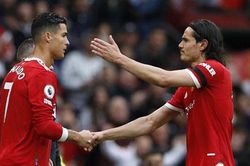Edinson Cavani còn nguyên giá trị với Man United