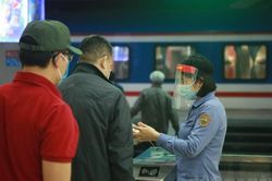 Đường sắt lên kế hoạch chạy tàu khách từ ngày 7/10 và chờ địa phương 'quyết'