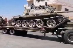 Quân đội Syria rầm rập chuyển vũ khí hạng nặng tới 'chảo lửa' Idlib
