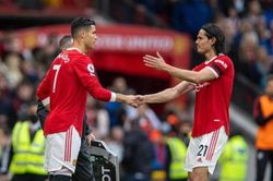 Cavani tuyên bố không ngại cạnh tranh với Ronaldo