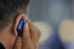 Mất hơn 300 triệu đồng sau khi nghe điện thoại của kẻ mạo danh công an