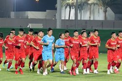 Bình luận viên Quang Tùng: 'Chờ đội tuyển Việt Nam chơi một trận bừng khởi'