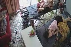 Clip: Trộm chê điện thoại dỏm, chấp nhận trắng tay