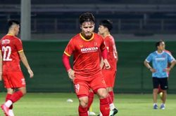 Quang Hải ghi bàn trước thềm trận đấu gặp tuyển Trung Quốc
