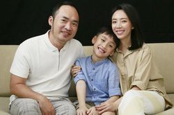 Tiến Luật bất ngờ chia sẻ 'chuyện buồn' về việc học hành con trai và cách giữ tiền của Thu Trang