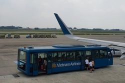 Kinh tế Xây dựng - Giao thông Đề xuất khai thác 1 chuyến khứ hồi/tuần đối với đường bay Huế - TP. Hồ Chí Minh