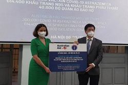 Tiếp nhận 300.000 liều vắc xin AstraZeneca do Australia trao tặng