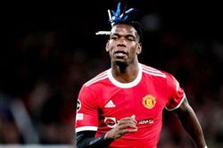 Báo Pháp tiết lộ: Pogba muốn gia hạn hợp đồng với Man United