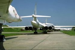 Bí ẩn nguyên nhân thực sự khiến Mỹ ép Ukraine loại bỏ phi đội Tu-160
