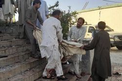 Đánh bom kinh hoàng tại Afghanistan, ít nhất 50 người chết