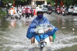 Áp thấp nhiệt đới mạnh lên thành bão gây mưa lớn ở Trung Bộ và Bắc Tây Nguyên