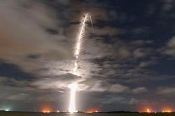 Nga nghi ngờ chùm vệ tinh Starlink của SpaceX có thể phục vụ cho hoạt động quân sự