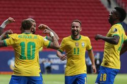 Bùng nổ trong hiệp 2, Brazil ngược dòng hạ Venezuela 3-1