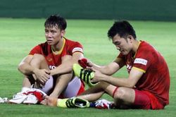 Bị chê sau trận thua Trung Quốc, Quế Ngọc Hải bảo vệ Thanh Bình: 'Tôi tự hào về các đồng đội trẻ'