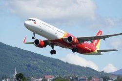 Vì sao Bộ Giao thông Vận tải không 'đơn phương' mở lại các đường bay nội địa?