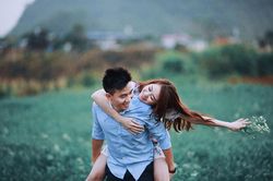 2 chiếc giường phản ánh rõ nhất tình trạng hôn nhân của các cặp đôi