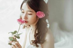 Điều đặc biệt chỉ thấy ở người phụ nữ hạnh phúc cả đời không phải lo lắng sống trong cảnh khổ