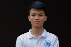 Hai chàng sinh viên chiết tách nước sạch từ những điều không tưởng