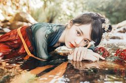 Kẻ ngốc mới đi tranh giành thiệt hơn, phụ nữ thông minh họ cần nhất là phúc hậu