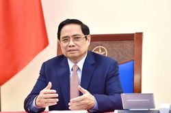 Thủ tướng: Chính phủ sẽ hỗ trợ doanh nhân vượt qua khó khăn