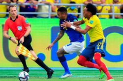 Vòng loại World Cup 2022: Brazil bị cắt mạch thắng, Argentina 'vùi dập' Uruguay