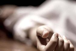 Chồng sát hại vợ lúc rạng sáng, bỏ mặc trên vỉa hè, thái độ sau đó gây 'ớn lạnh'