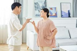 Cứ cãi nhau với vợ là chồng bỏ về nhà bố mẹ đẻ