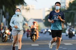 Thích ứng an toàn mới: Nhiều hoạt động được mở ở cấp màu cam và đỏ