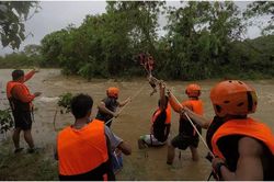 Bão Kompasu càn quét Philippines gây thiệt hại nghiêm trọng