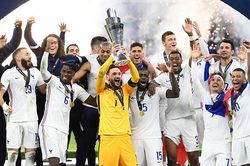 UEFA Nations League: Nhà vua Pháp đã thức giấc!