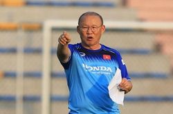 Việt Nam vs Oman: Hãy thể hiện thứ bóng đá của niềm vui