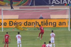 Việt Nam vs Oman: Văn Toản may mắn thoát thua từ chấm phạt đền