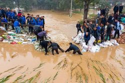 Thiên tai nghiêm trọng tại Trung Quốc và Bắc Mỹ
