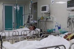 TPHCM: Truy tìm loại rượu gây ngộ độc hàng loạt