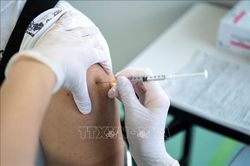 Nhật Bản đẩy nhanh tiêm chủng mũi tăng cường