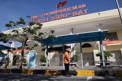 Tất bật các hoạt động khử khuẩn tại một số bến xe Hà Nội trước ngày tái hoạt động 13/10