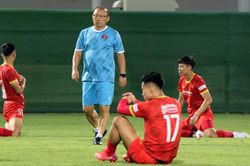 'Tuyển Việt Nam sẽ thua đậm Oman'