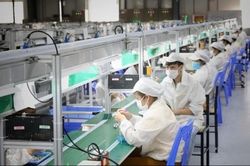 WB hạ dự báo tăng trưởng kinh tế Việt Nam năm 2021 xuống 2-2,5%