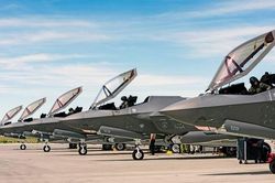 Đột nhập nhà máy sản xuất siêu chiến cơ F-35 lừng danh của Mỹ