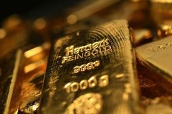 Vàng thế giới khởi sắc do lo ngại lạm phát tăng