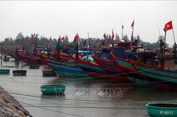Bão số 8 suy yếu thành áp thấp nhiệt đới, đi vào Thanh Hóa, Nghệ An