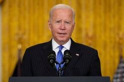 Giá xăng tăng mạnh, ông Biden phải đưa ra đề nghị bí mật với các công ty dầu mỏ