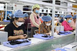 BHXH huyện Yên Mô chi trả kịp thời gói hỗ trợ từ Quỹ bảo hiểm thất nghiệp