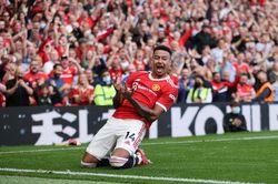 Tại sao Lingard phải nhanh chóng chia tay Quỷ đỏ