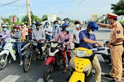 Các tỉnh miền Tây chưa thống nhất việc mở cửa