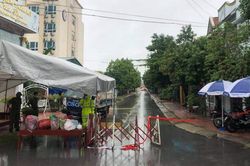 Phong tỏa Trung tâm Y tế huyện Lâm Thao liên quan 2 ca Covid-19 chưa rõ nguồn lây