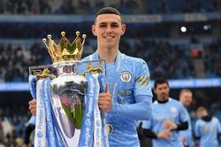 Phil Foden chốt gia hạn với Man City, nhận lương siêu khủng