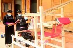 Những người giữ lại hồn quê