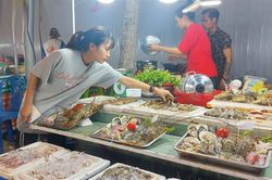 Đà Nẵng cho phép nhà hàng, rạp chiếu phim hoạt động từ ngày 16/10