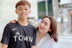 Thêm một 'đại gia' đòi ký hợp đồng đại diện hình ảnh, tặng luôn căn hộ tại Hà Nội cho Hồ Văn Cường